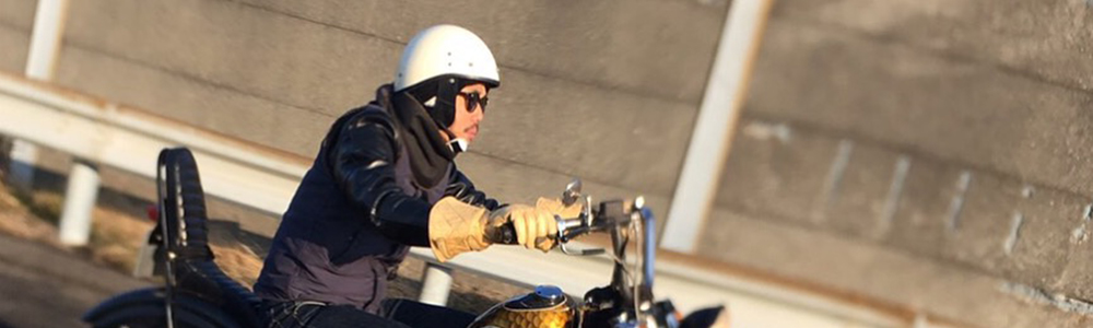 ハーレーとハーフヘルメット