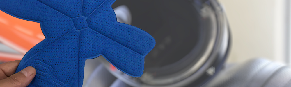 フラワーヘルメットライナーとハーレー