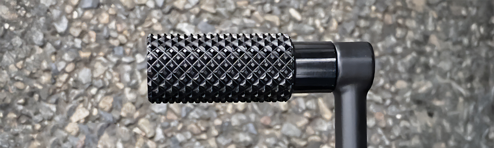 ハーレーパーツの2大メーカー!のシフトノブ